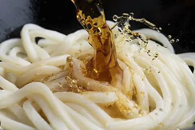 آلة تعبئة وتغليف الحبوب والزيوت