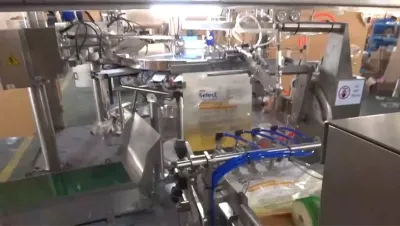 تعبئة منظف غسيل في أكياس سعة 4.5 لتر