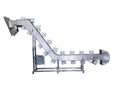 مصعد قادوسي